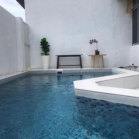 Lungo Guesthouse Kuala Terengganu Exteriör bild